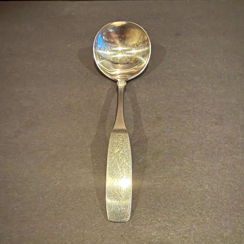 Community Stainless Solid Handle Stainless Steel Spoon Silver Glossy MCM 1 Pc